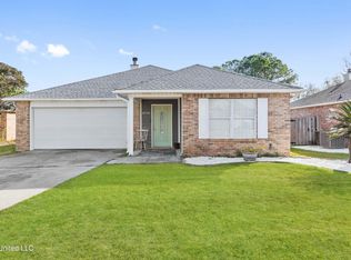 10570 Shore Cv, Biloxi, MS 39532