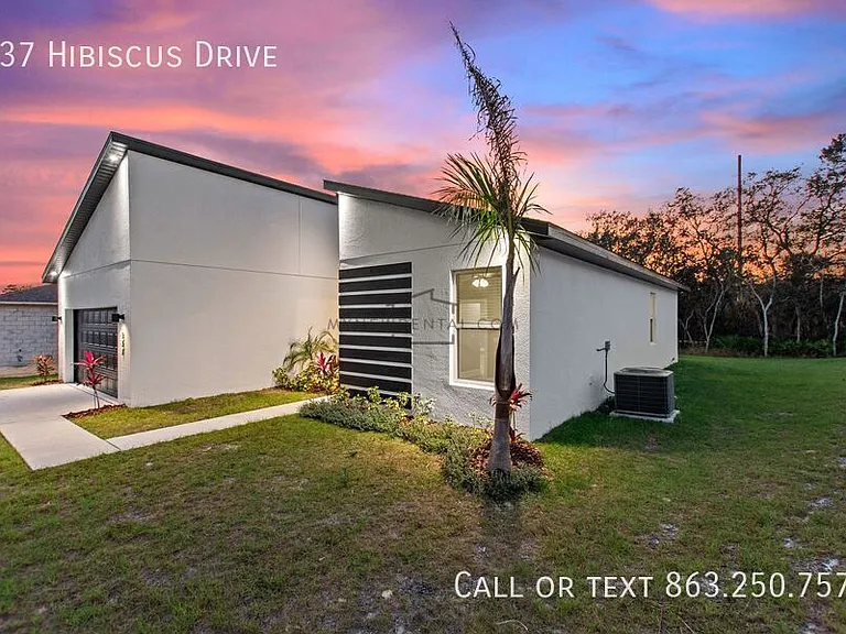 337 Hibiscus Dr — Photo 6
