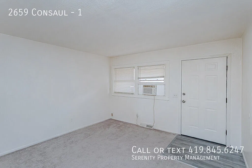 Your Cozy Fall Retreat Awaits! Remodeled Garden-Level 1-Bedroom — Photo 1