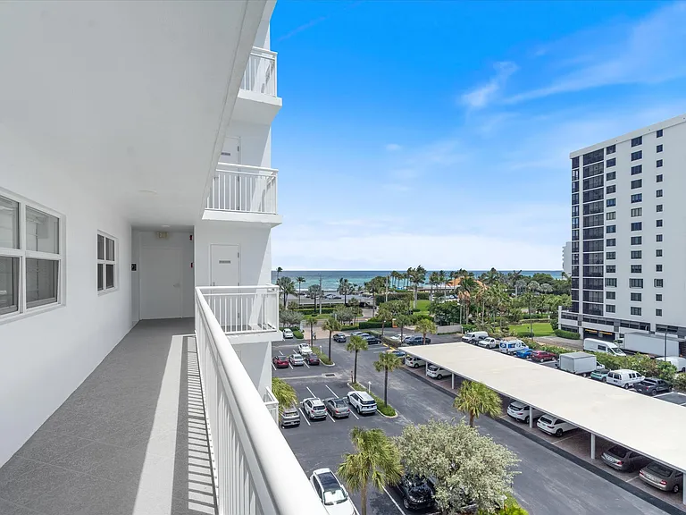 3300 S Ocean Blvd #617C — Photo 22