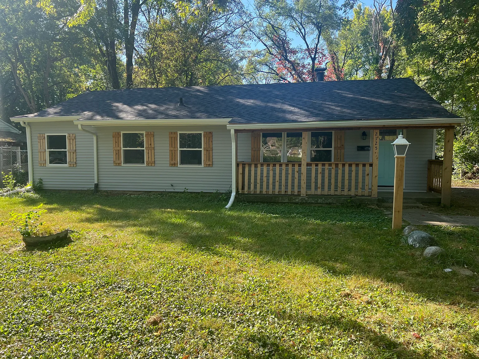 2125 W Coil St photo 1