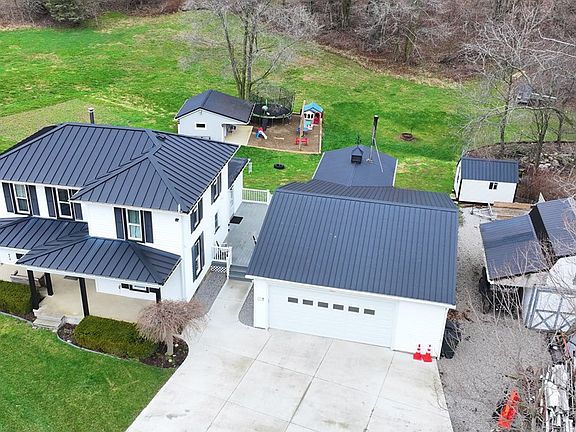 3rd image of 4281 Lucas Perrysville Rd