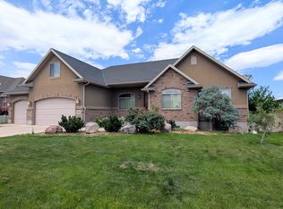 1656 W Hunters Creek Cir, South Jordan, UT 84095
