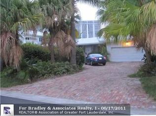 415 Center Island Dr, Golden Beach, FL 33160