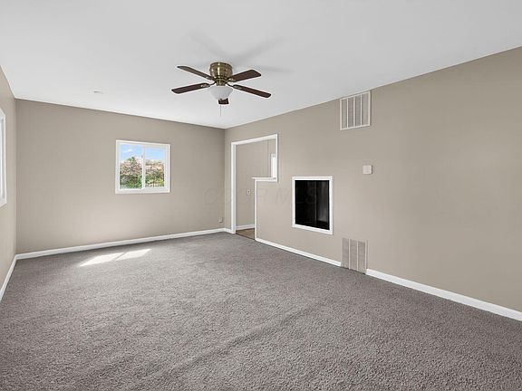 5th image of 417 S Hampton Rd
