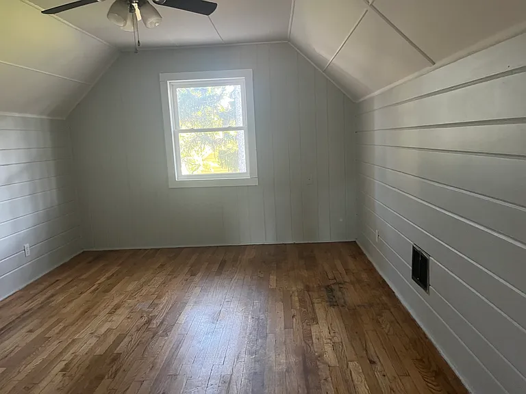 865 Bernhard Rd — Photo 10