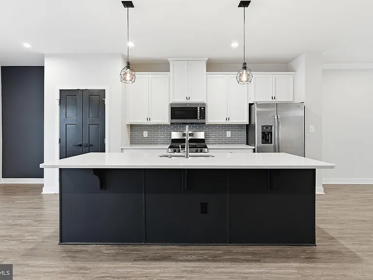 18091 Red Cedar Rd — Photo 12