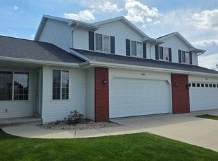 4725 Fox Grove Rd, Sheboygan, WI 53081
