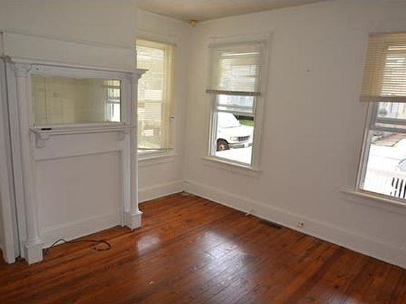Large Bedroom