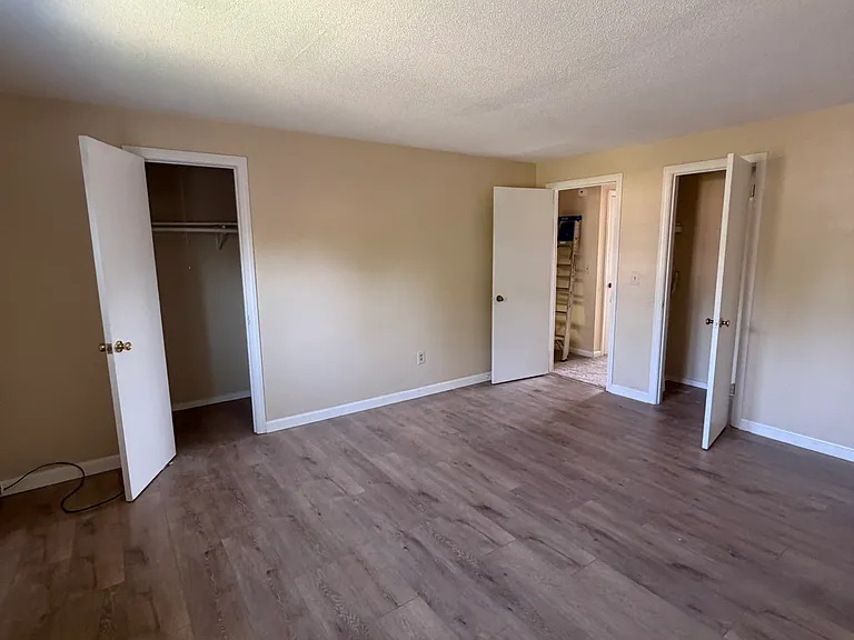 73 Glen Eagle Dr #73 — Photo 17