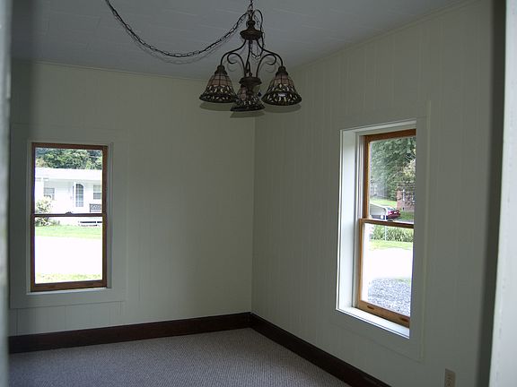 5th image of 306 N Jefferson Ave