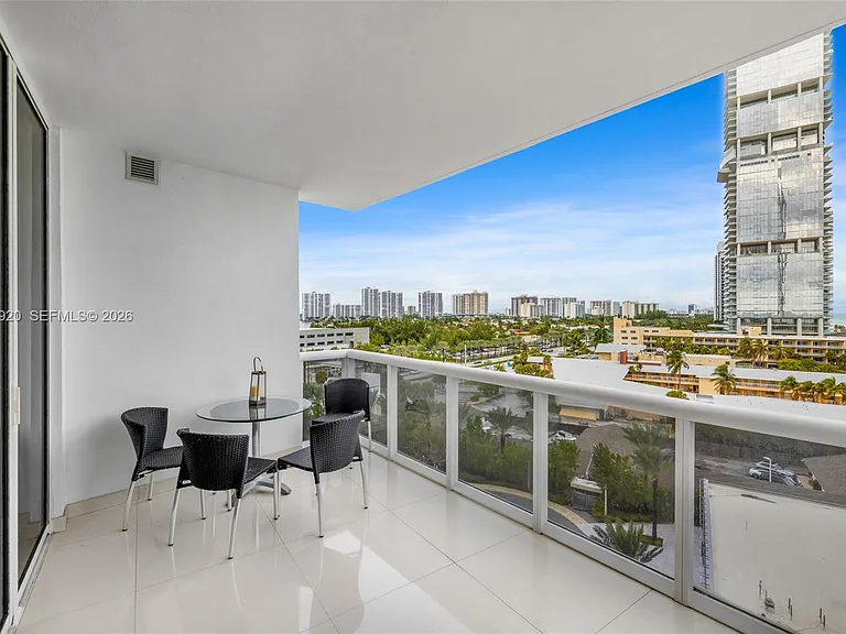 18201 Collins Ave #902-fl 3316 — Photo 31