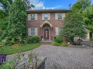 100 Linden Ave, Haddonfield, NJ 08033