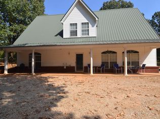 9 Montclair Dr, Killen, AL 35645