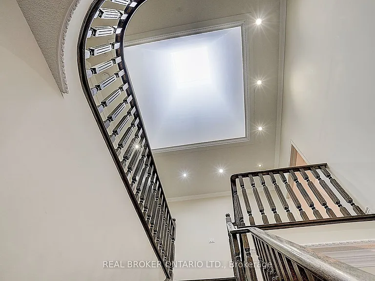 99 Henry Bauer Ave — Photo 9