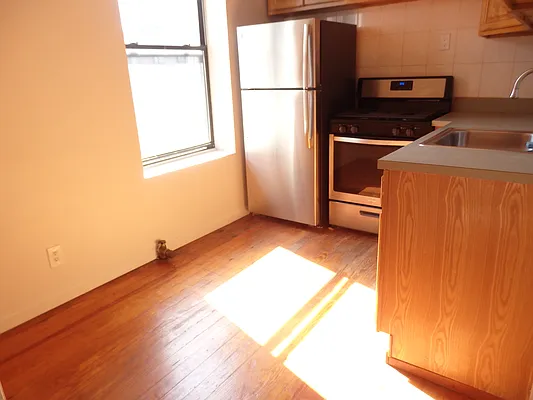 Rented by John O'Kelly Real Estate | media 16