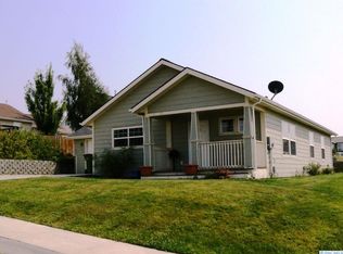 306 E Fleming Ct, Colfax, WA 99111