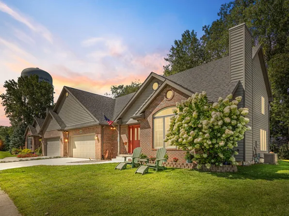 448 Cherry Hills Dr, Chesterton, IN 46304