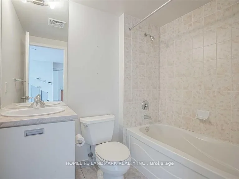37 Grosvenor St #3401 — Photo 12