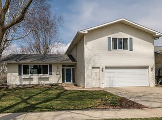 2613 24th St NW, Rochester, MN 55901
