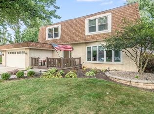 1410 Regan Rd, New Lenox, IL 60451