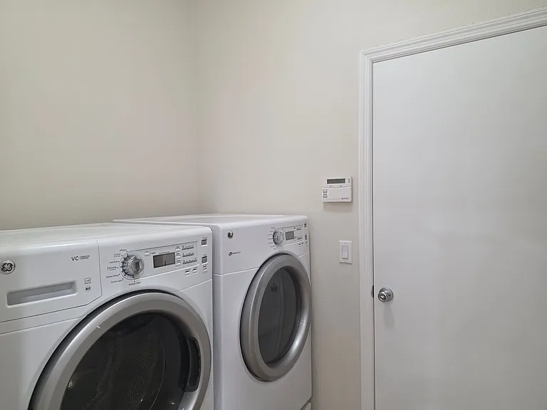 311 Rambling Cir — Photo 9