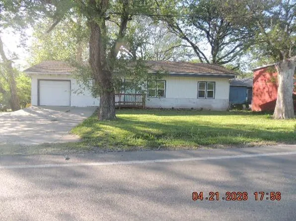 4830 NE Winn Rd, Kansas City, MO 64119