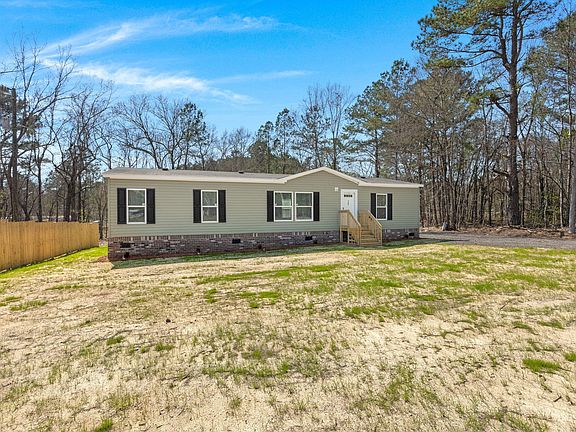 3rd image of 22 Rosa Dr