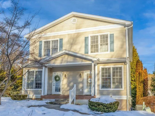 208 Heights Ln #208, Blacksburg, VA 24060