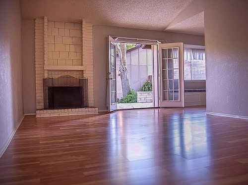 3rd image of 1703 W Braker Ln