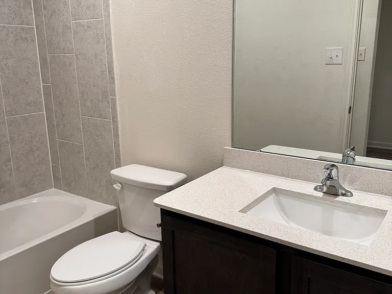 3010 McCoy Rd — Photo 13