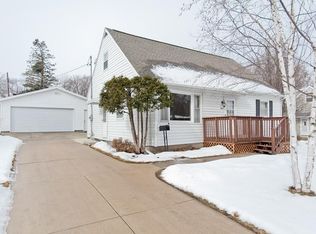 3849 Terrace Hill Dr NE, Cedar Rapids, IA 52402