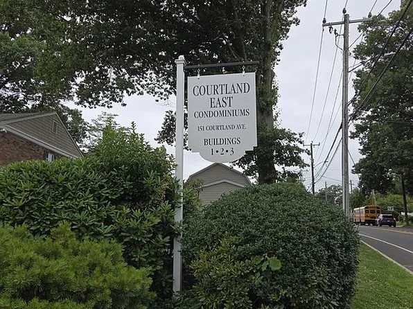 151 Courtland Ave APT 2B, Stamford, CT 06902