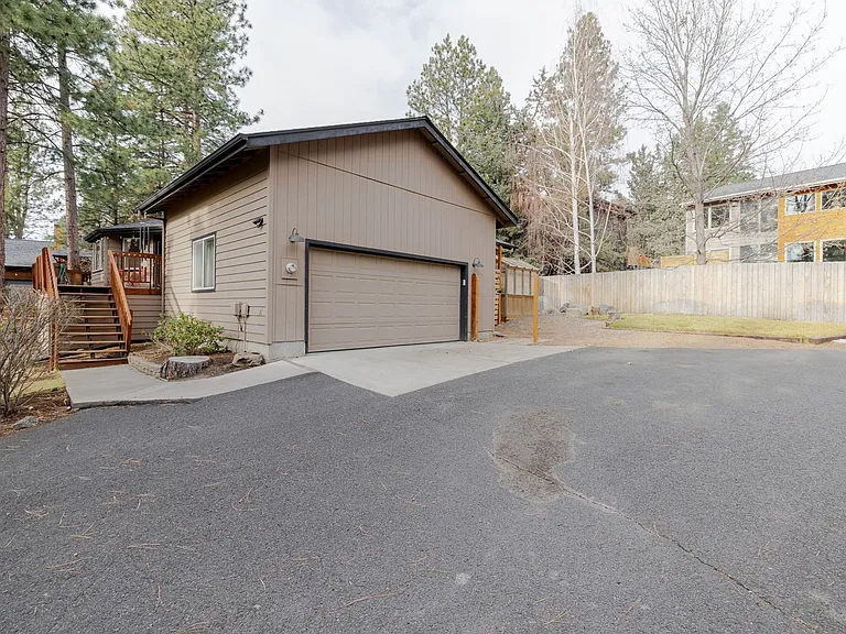 2352 NW Marken Pl — Photo 43