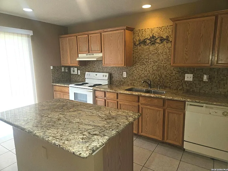 6515 Kestrel Ln — Photo 5