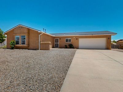 7301 Pechora Dr NE, Rio Rancho, NM, 87144