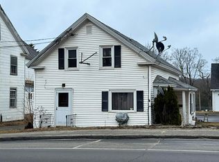 67 Main St, Winthrop, ME 04364