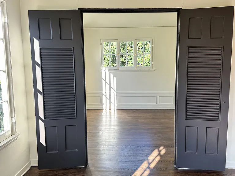 119 S Flores St #1/2 — Photo 8