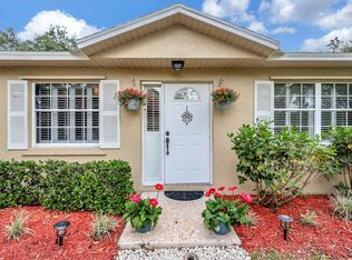 401 Maplewood Dr, Greenacres, FL 33415