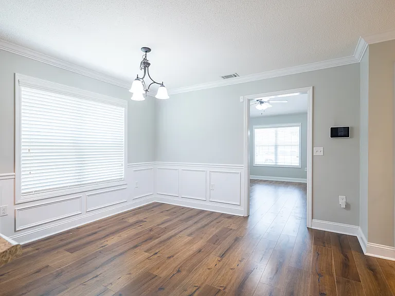 4122 Barrington Dr — Photo 9