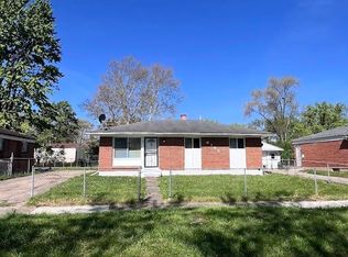 6155 Natchez Dr, Mount Morris, MI 48458