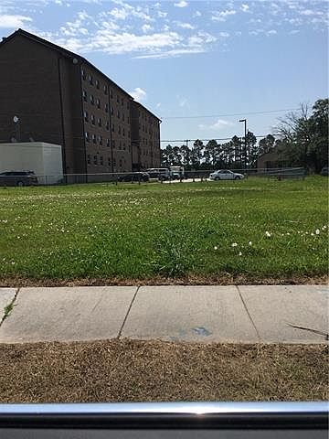 2nd image of 2309 Paul Dr