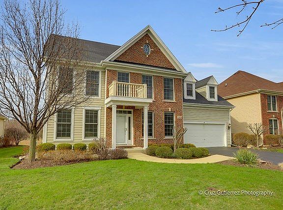 4th image of 2628 E Walnut Ct