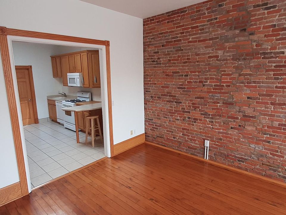 1st image of 4738 Lorain Ave APT 1