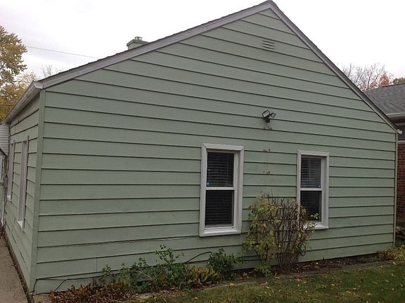 2nd image of 820 Lindsay Ave