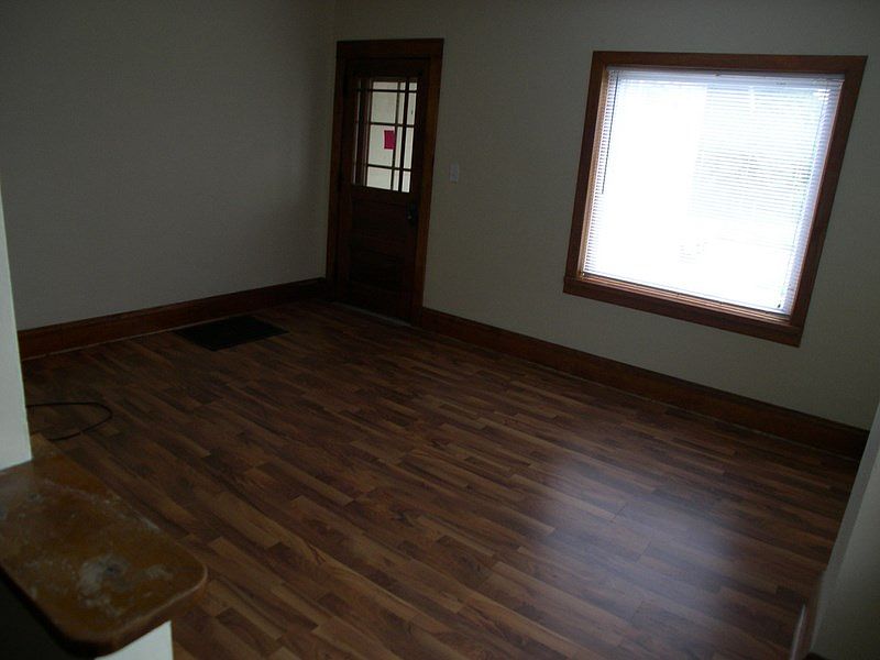 2nd image of 1011 87th Ave W