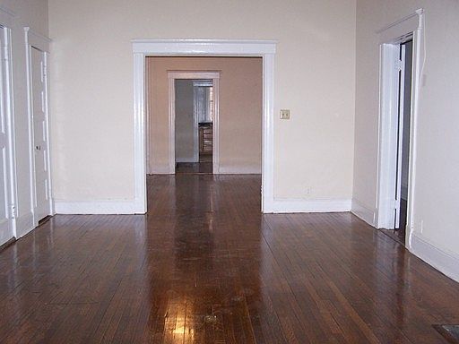 4th image of 2800 Monument Ave APT 01