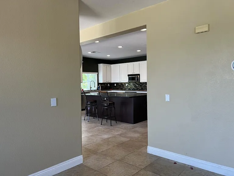 42526 Devant Cir — Photo 15