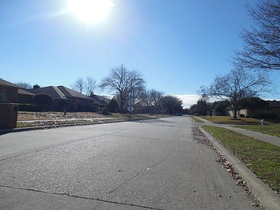 4th image of 6404 Bronze Leaf Dr