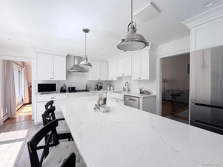 95 Linda Ln W — Photo 4